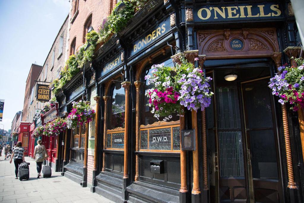 O'Neills Victorian Pub & Townhouse Hotel Dublino Camera foto